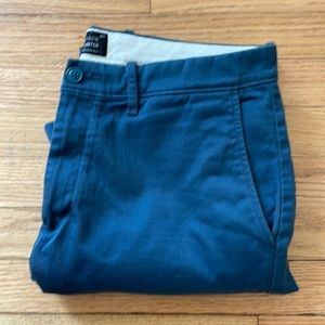 J. Crew 484 Slim Fit Stretch Chino. 31 X 32